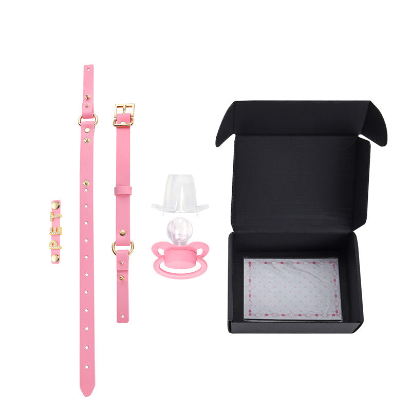 LittleForBig大人用おしゃぶり&ギャグ2点セット【ペット·おしゃぶりチョーカー】付け替え可能な「PET」文字ボダン 調整可能 シリコンニップル DIY可能 ピンク GS002P-P