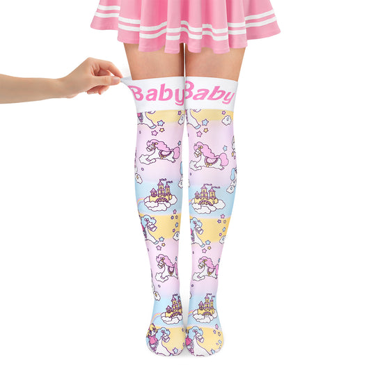 LittleForBigニーハイストッキング オーバーニー サイハイ 靴下【夢の国の小さな妖精たち】シルキーハイソックス ストレッチ Baby文字プリント 滑り止めシリコーングリップ シームレストゥ 伸縮性 通気性 ピンク SL16P